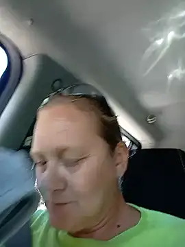 wetnwildforyou online show from October 31, 5:47 pm