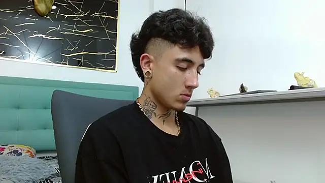 Snapshot of Patrick_Rango chatting on March 4, 3:01 am Patrick Rango online show from March 4, 3:01 am