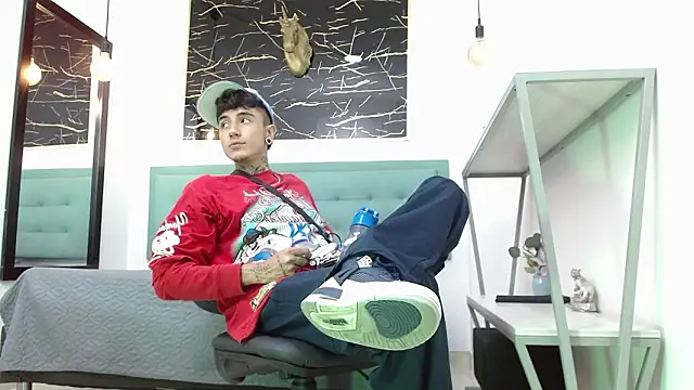 Snapshot of Patrick_Rango chatting on March 12, 3:45 am Patrick Rango online show from March 12, 3:45 am