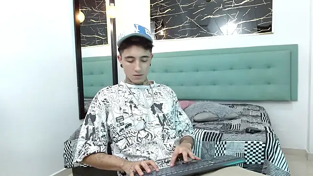 Snapshot of Patrick_Rango chatting on March 14, 3:45 am Patrick Rango online show from March 14, 3:45 am