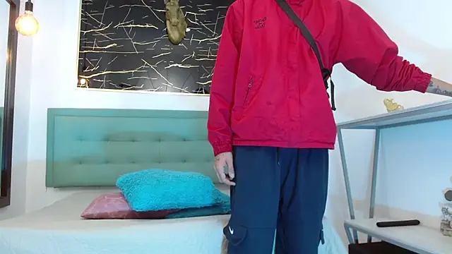 Snapshot of Patrick_Rango chatting on March 19, 3:32 am Patrick Rango online show from March 19, 3:32 am