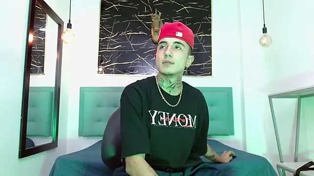 Snapshot of Patrick_Rango chatting on April 1, 3:51 am Patrick Rango online show from April 1, 3:51 am