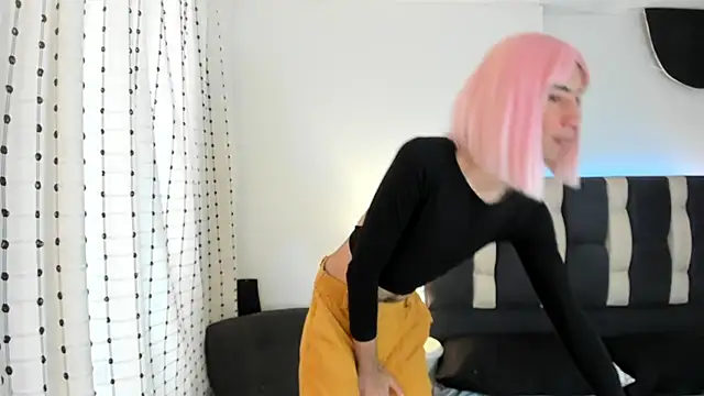 Snapshot of loverisu-coral chatting on October 4, 7:34 pm loverisu-coral online show from October 4, 7:34 pm