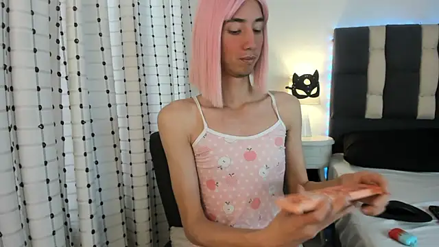 Snapshot of loverisu-coral chatting on November 9, 7:23 pm loverisu-coral online show from November 9, 7:23 pm