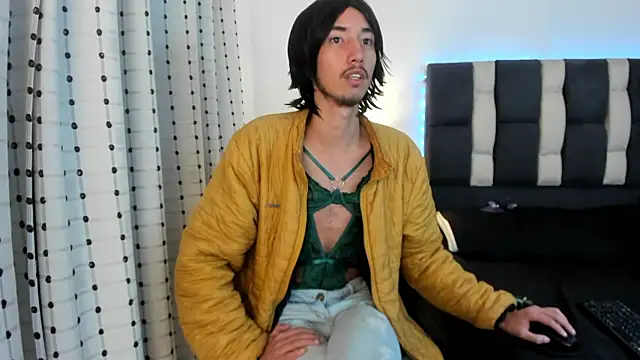 Snapshot of loverisu-coral chatting on January 14, 11:20 pm loverisu-coral online show from January 14, 11:20 pm