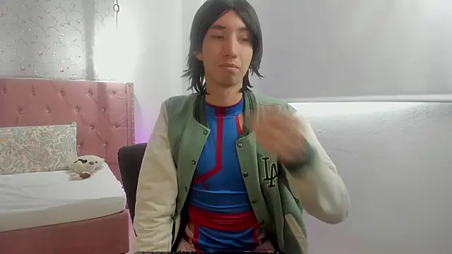 Snapshot of loverisu-coral chatting on February 2, 9:02 pm loverisu-coral online show from February 2, 9:02 pm