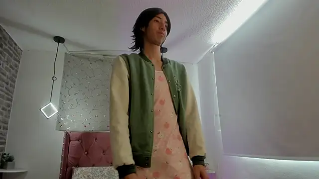 loverisu-coral online show from March 1, 7:38 pm