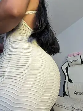 AshleyG 222 online show from May 10, 4:45 pm