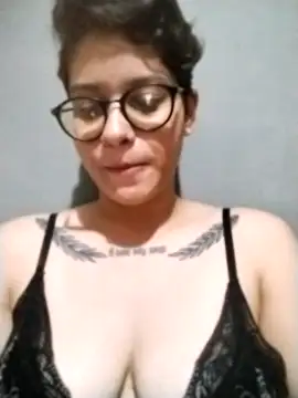 Snapshot of vickpxx chatting on September 8, 2:49 pm vickpxx online show from September 8, 2:49 pm