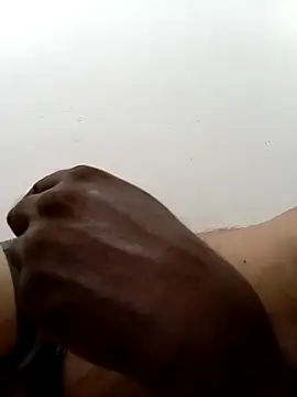 Snapshot of black77SL chatting on September 16, 1:01 pm black77SL online show from September 16, 1:01 pm