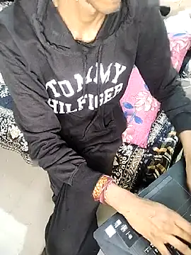 Snapshot of BlackDog__69 chatting on March 18, 5:09 am BlackDog 69 online show from March 18, 5:09 am