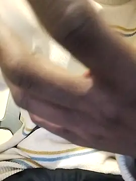 Snapshot of BlackDog__69 chatting on October 15, 10:54 pm BlackDog 69 online show from October 15, 10:54 pm