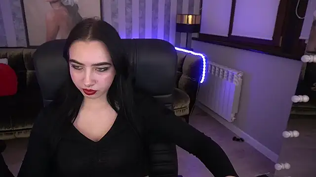 WildKittenX  online show from February 26, 9:16 pm