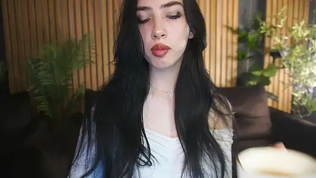 WildKittenX  online show from September 30, 6:07 am