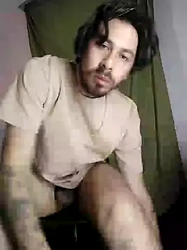 Snapshot of santibiggg chatting on September 24, 12:36 am santibiggg online show from September 24, 12:36 am