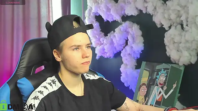 Jean Wilsons online show from October 2, 10:33 am