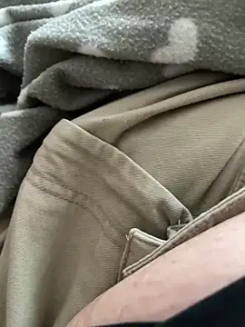 Snapshot of littletoy64 chatting on February 28, 4:10 pm littletoy64 online show from February 28, 4:10 pm