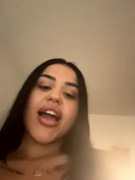 Snapshot of milabigassxoxo chatting on September 9, 10:59 am milabigassxoxo online show from September 9, 10:59 am