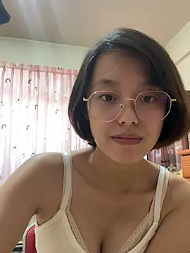 ladypaggy online show from March 13, 7:04 am