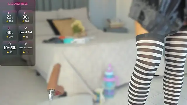 Snapshot of Sienna_miller_27 chatting on September 13, 11:43 am Sienna miller 27 online show from September 13, 11:43 am