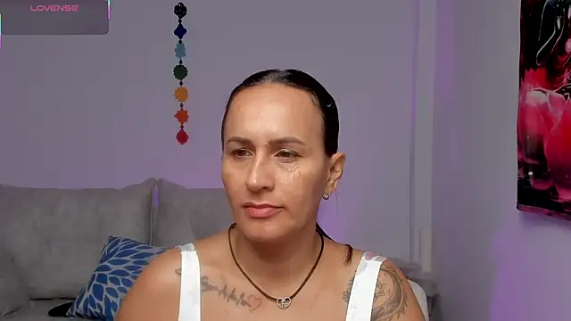 Snapshot of Sara_Charmy chatting on May 1, 10:09 am Sara Charmy online show from May 1, 10:09 am