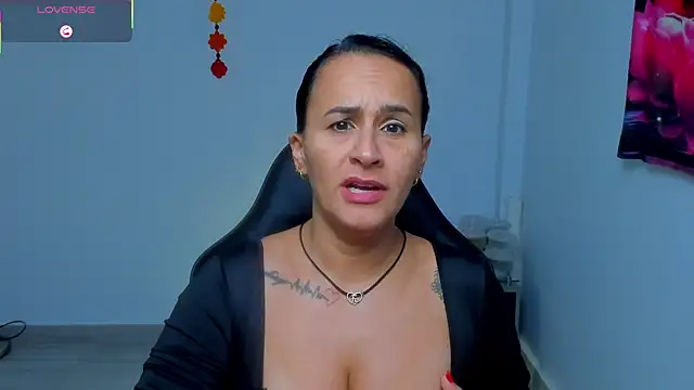 Snapshot of Sara_Charmy chatting on May 16, 11:20 am Sara Charmy online show from May 16, 11:20 am