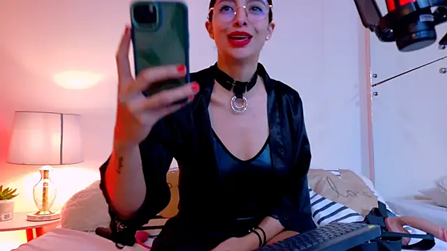 Angell-Bell- online show from March 13, 6:45 pm