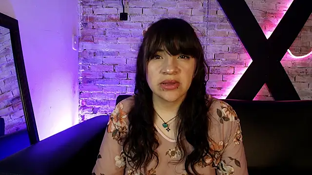 Snapshot of TaraTaylorr chatting on March 15, 2:35 am TaraTaylorr online show from March 15, 2:35 am