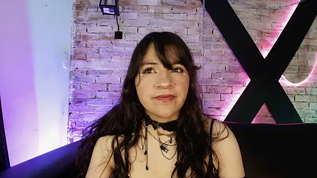 Snapshot of TaraTaylorr chatting on March 21, 2:39 am TaraTaylorr online show from March 21, 2:39 am