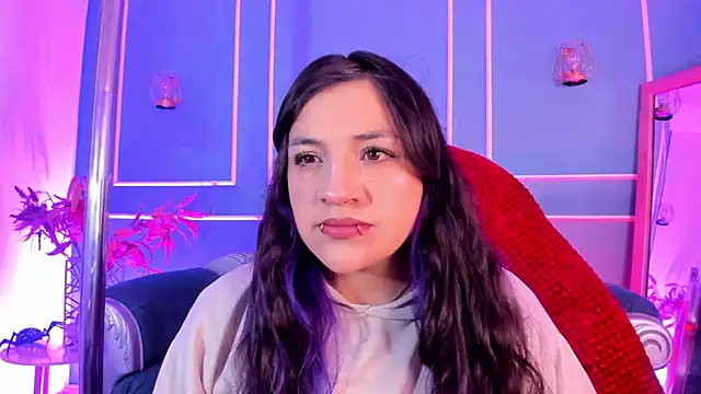 TaraTaylorr online show from February 9, 3:21 am