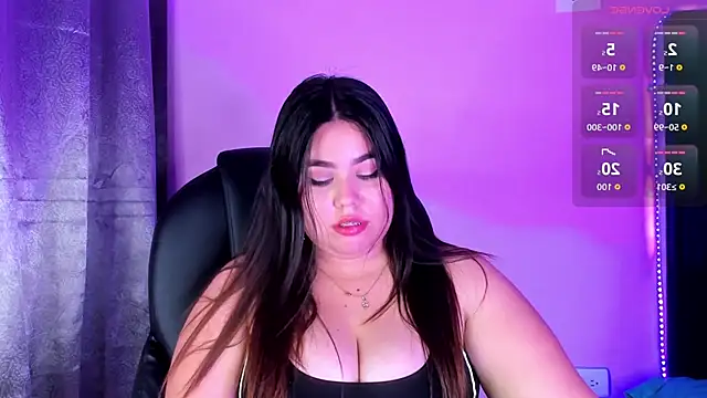 Snapshot of MadissonLee__ chatting on September 27, 7:19 pm MadissonLee   online show from September 27, 7:19 pm