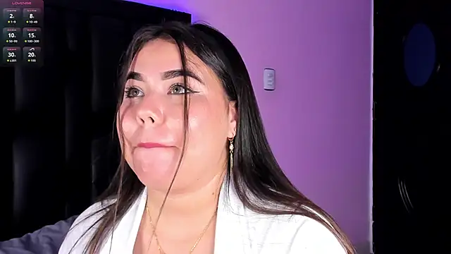 Snapshot of MadissonLee__ chatting on October 24, 7:21 pm MadissonLee   online show from October 24, 7:21 pm