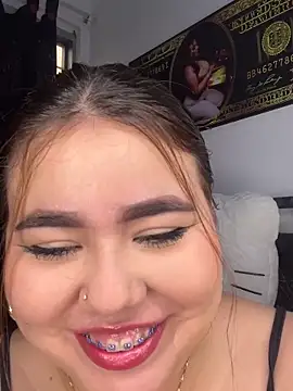 Snapshot of MadissonLee__ chatting on March 18, 10:24 pm MadissonLee online show from March 18, 10:24 pm