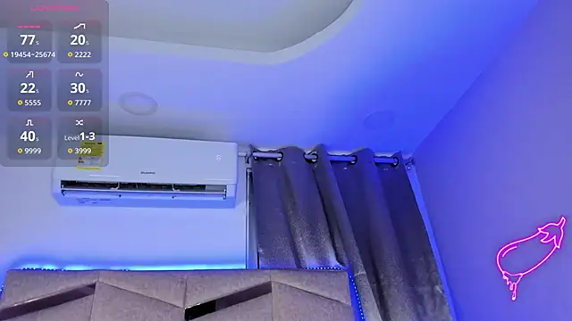 Snapshot of MadissonLee__ chatting on March 28, 10:09 pm MadissonLee online show from March 28, 10:09 pm