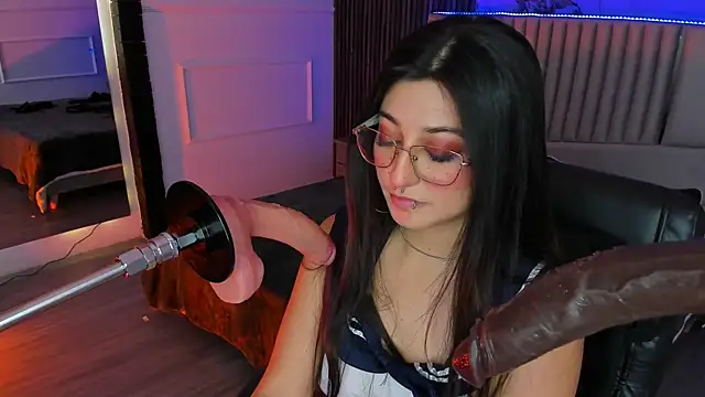 Snapshot of Gabrielakassi chatting on October 7, 11:07 am Gabrielakassi online show from October 7, 11:07 am