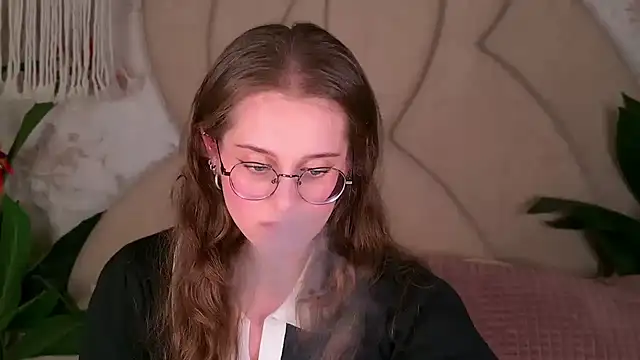 RileyMimicho online show from October 29, 9:05 pm