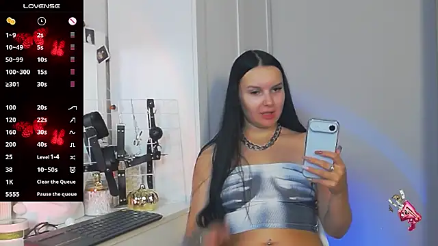 Miss Vic online show from October 27, 3:38 pm