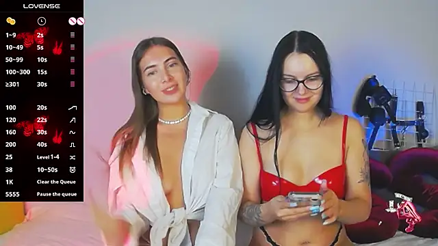 Miss Vic online show from November 16, 3:28 pm