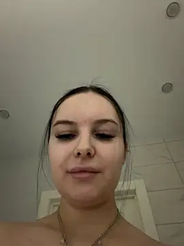 Miss Vic online show from May 4, 4:36 pm