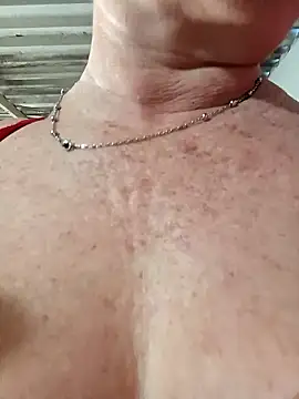 Sexy-Woman-Mature online show from December 18, 1:28 pm