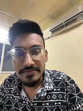 hypersexdriveboi online show from March 18, 2:48 pm