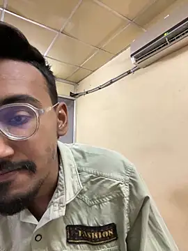 hypersexdriveboi online show from March 19, 6:03 am