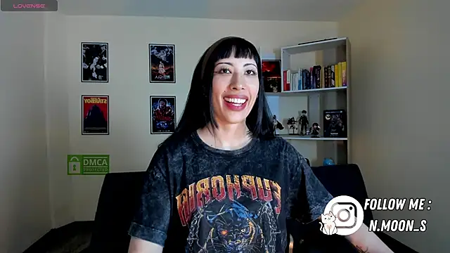 Snapshot of Nezuuuuu_ chatting on October 3, 9:34 pm Nezuuuuu online show from October 3, 9:34 pm