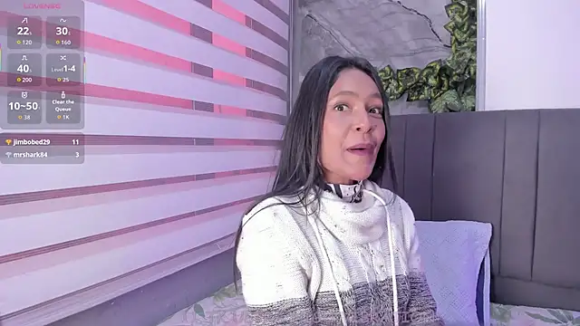 Fernanda liie  online show from December 4, 12:25 pm