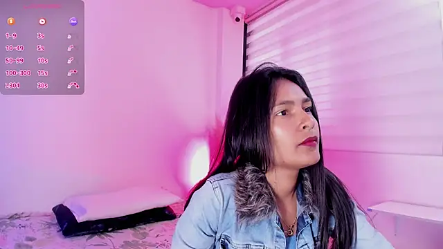 Fernanda liie  online show from May 11, 12:55 pm