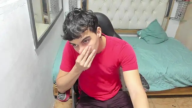 Snapshot of heiker_ chatting on October 4, 3:04 am heiker online show from October 4, 3:04 am