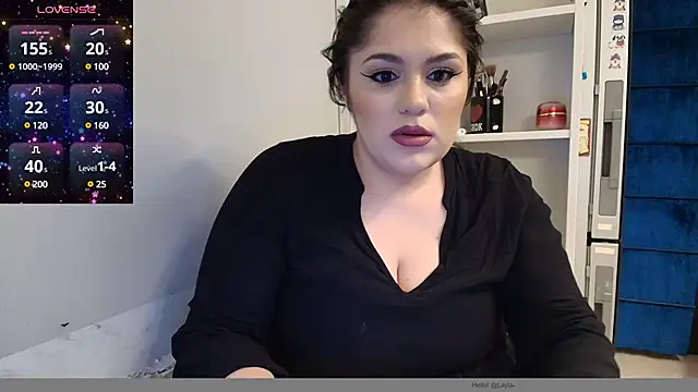 Layla- online show from December 2, 6:32 pm