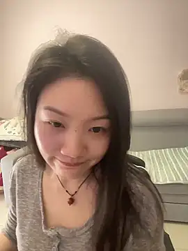 Snapshot of pangtouyubb chatting on April 3, 4:43 am pangtouyubb online show from April 3, 4:43 am