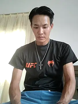 Dannyhobb online show from June 8, 8:04 am