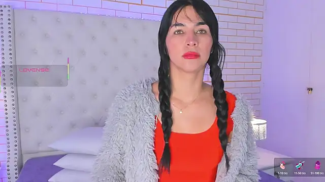 Snapshot of Emilly_wilson_ chatting on October 27, 1:04 pm Emilly wilson online show from October 27, 1:04 pm